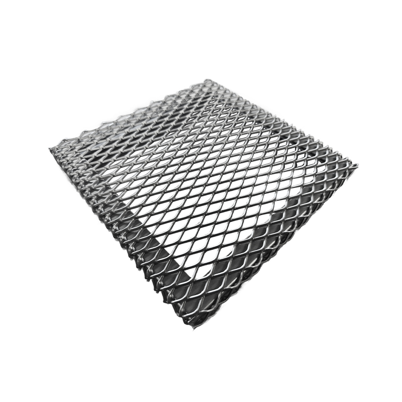 How does the weather resistance of powder coating fluorocarbon spraying mesh plate cope with the erosion of complex outdoor climate?